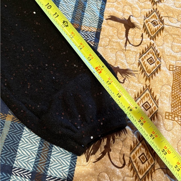 Loft black v-neck sweater with subtle sequin details women’s L NWT - Picture 8 of 9